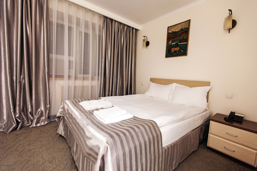 Alma Hotel 39/76