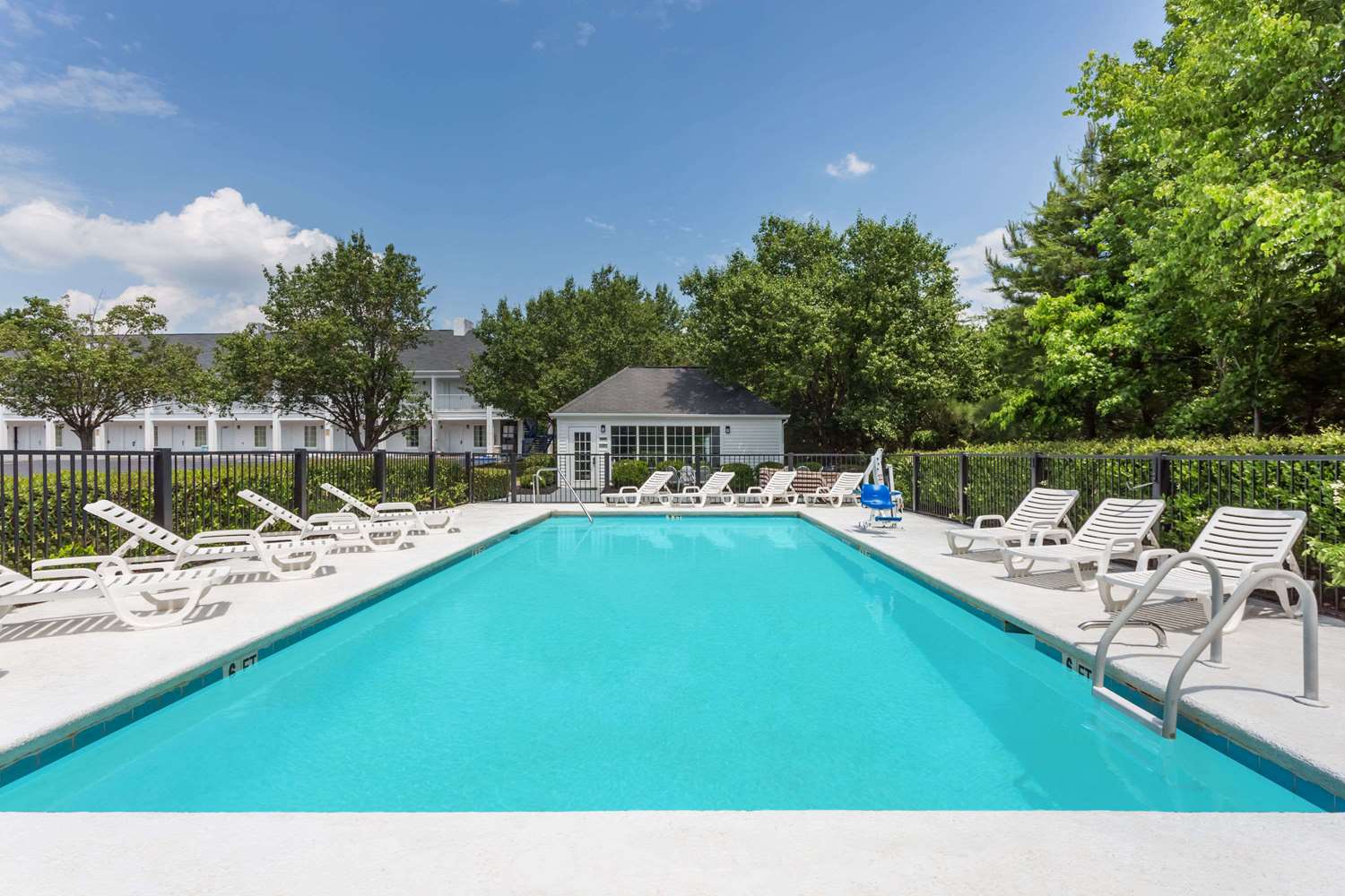 Baymont By Wyndham Anderson Clemson 19/20