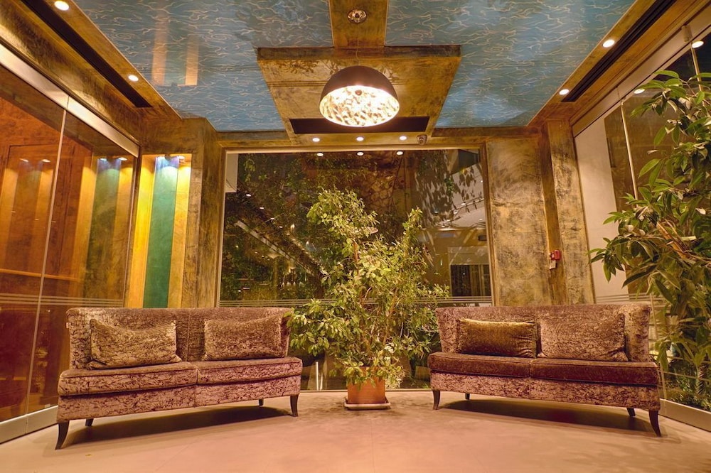 Heliotrope Boutique and Resort Hotels 44/65