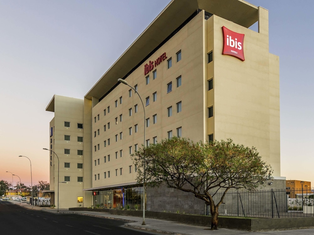 Ibis Calama 1/50
