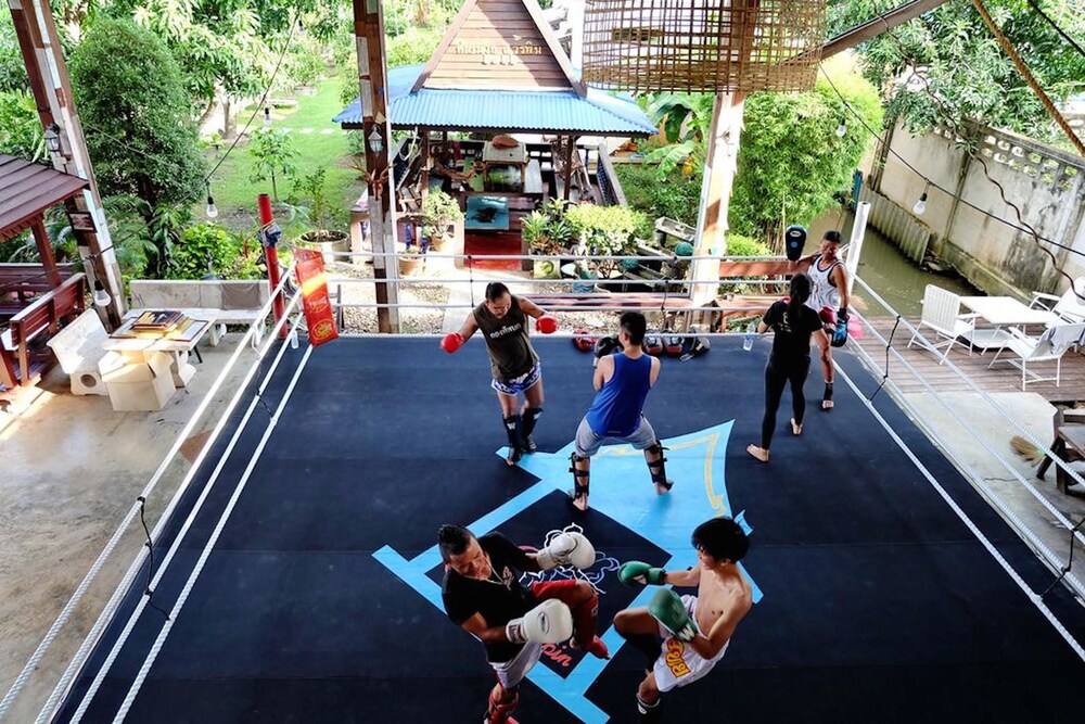 Sor Vorapin Muay Thai Home 57/60