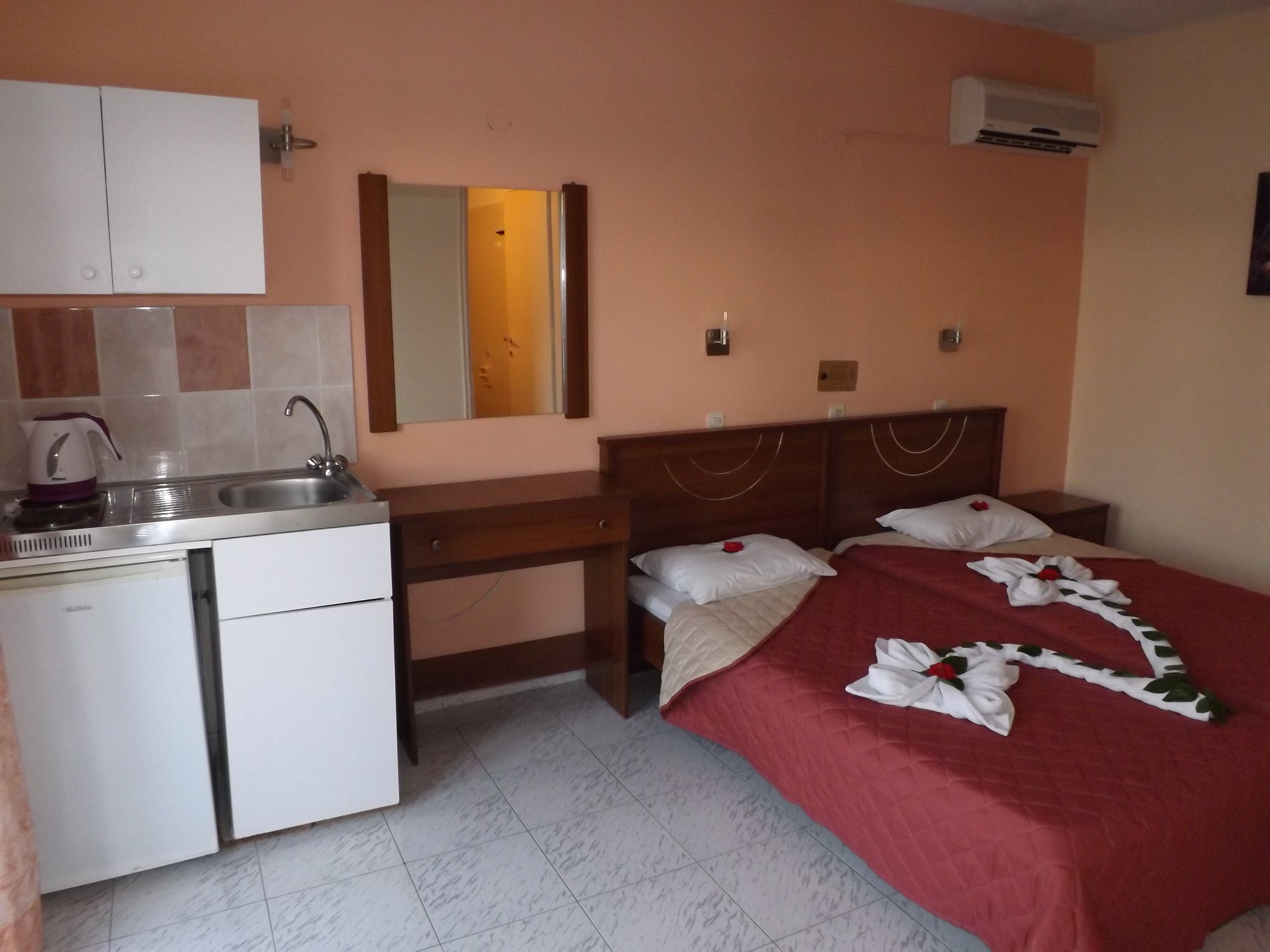 استوديو بإطلالة على الحديقة، Leonidas Hotel & Studios 5/8