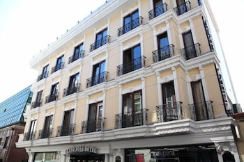 Grand Rosa Hotel 3/42