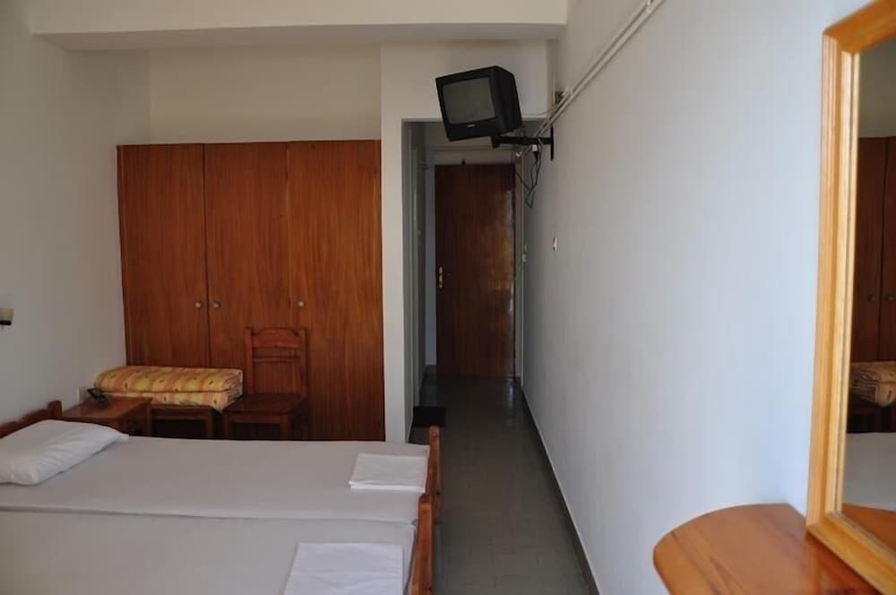 Nora Hotel 10/21