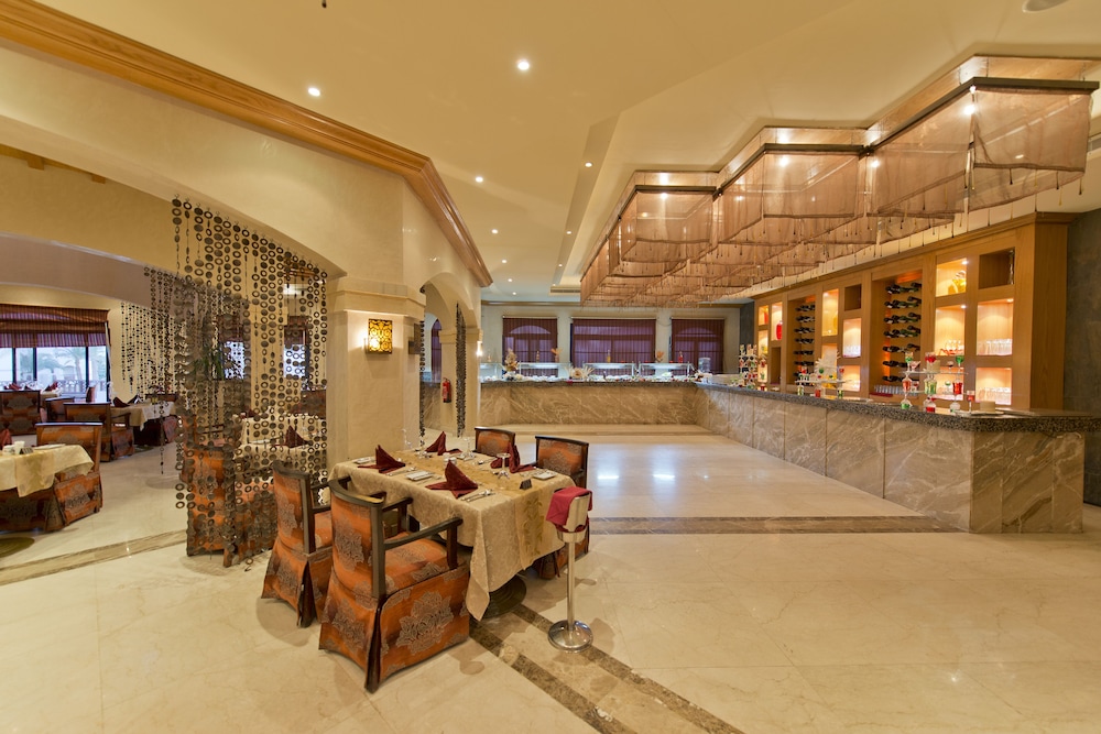 Amphoras Beach - Ultra All Inclusive 5/46