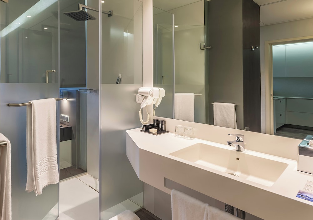 Melia Maputo Sky 64/66