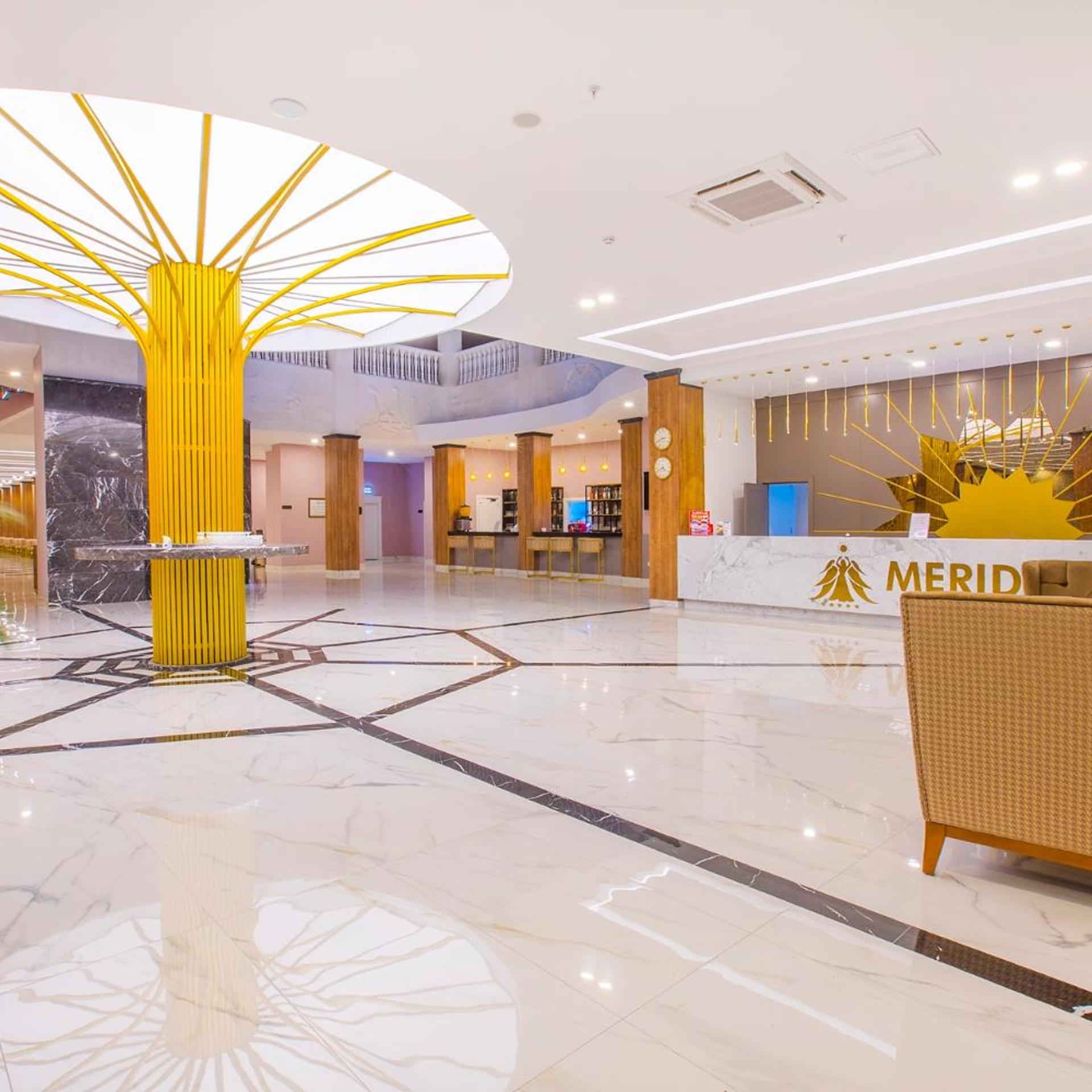 Meridia Beach Hotel 8/51