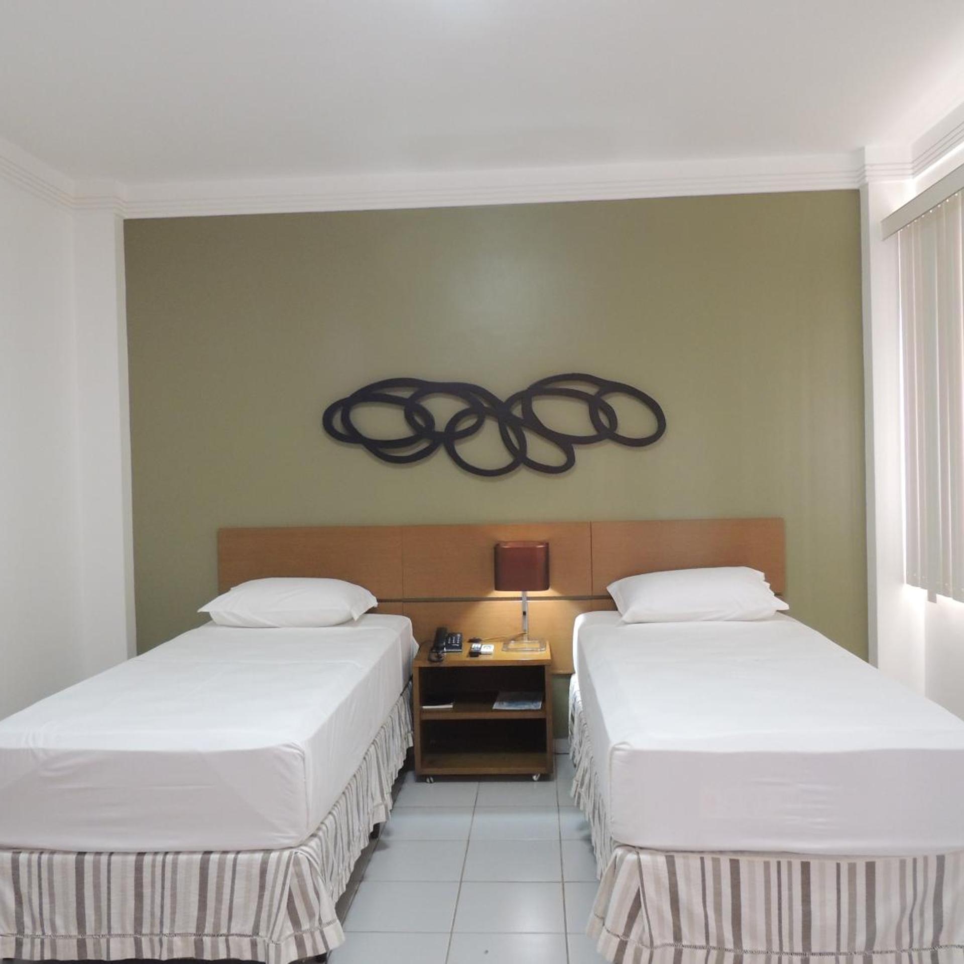 Star Hotel 12/36