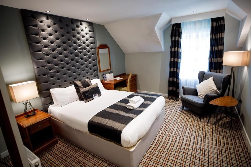 CLASSIC, KING BED