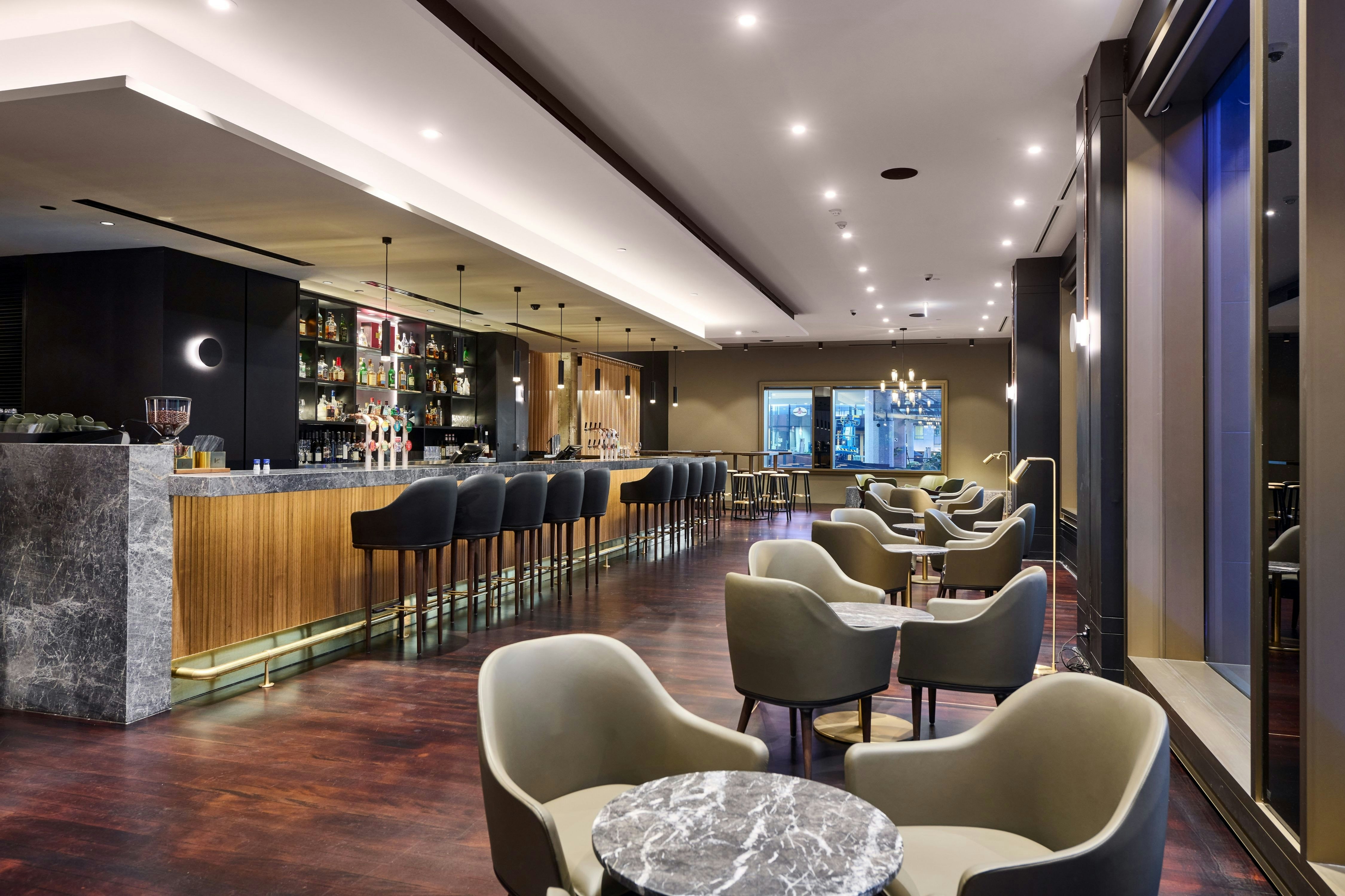 Parmelia Hilton 44/65