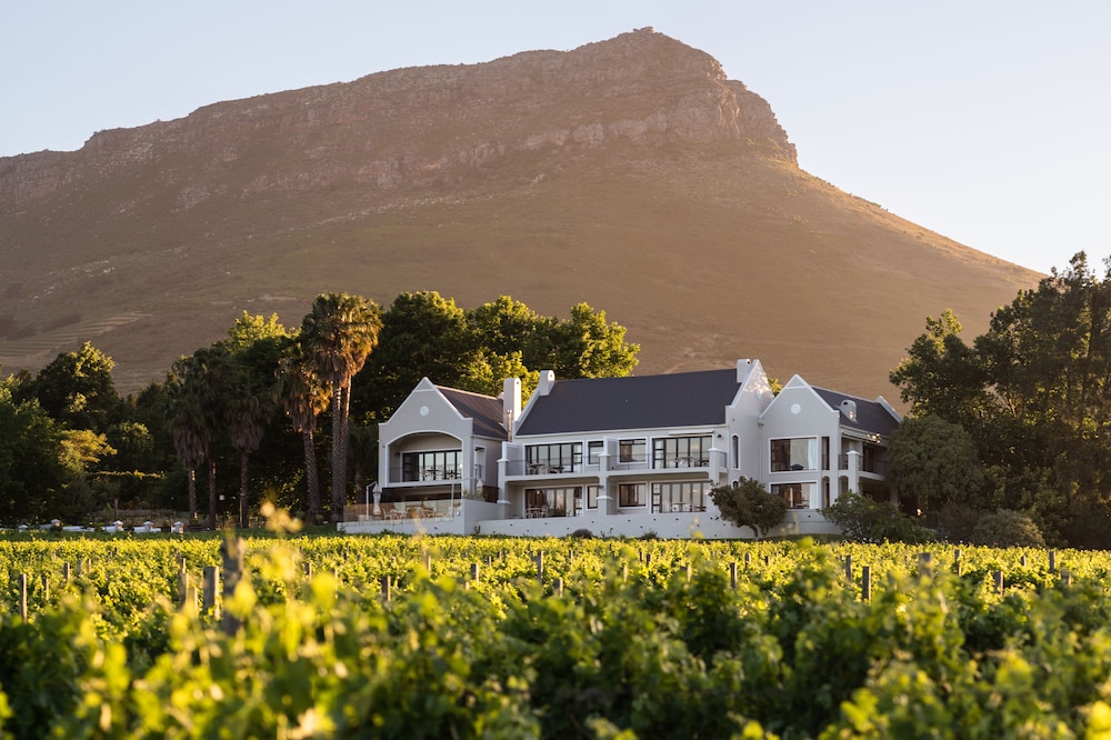 Banhoek Lodge 48/53