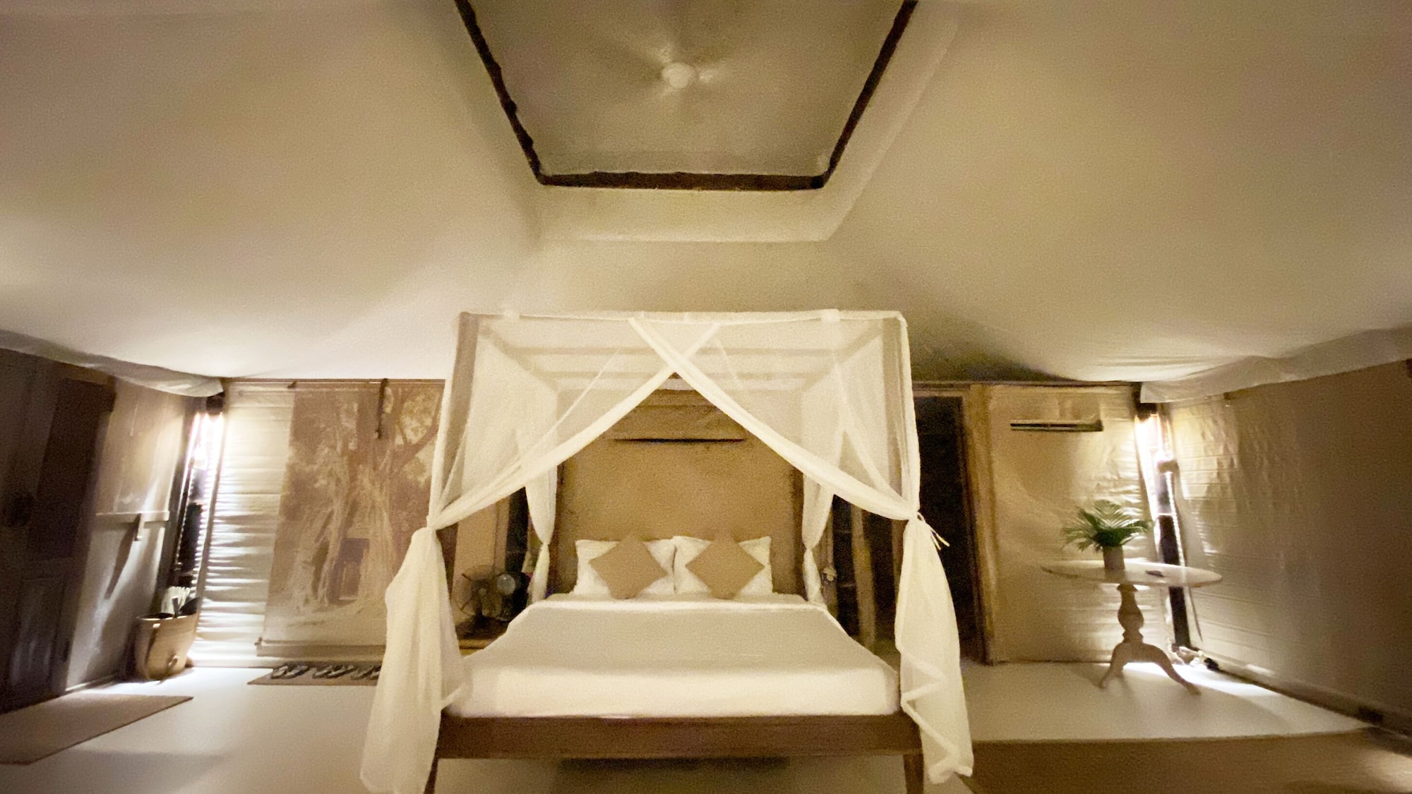 SUPERIOR, TENT, KING BED, RIVER VIEW, PRIVATE POOL