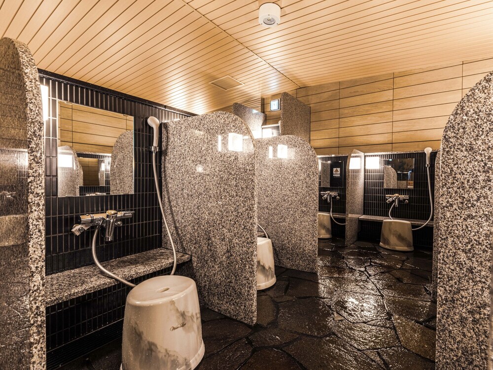 Apa Hotel Shin-Osaka Ekimae 30/50
