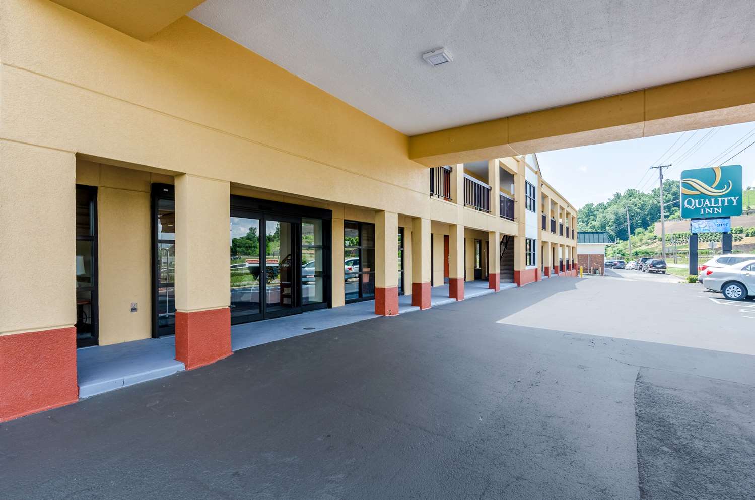Quality Inn Tanglewood 49/50