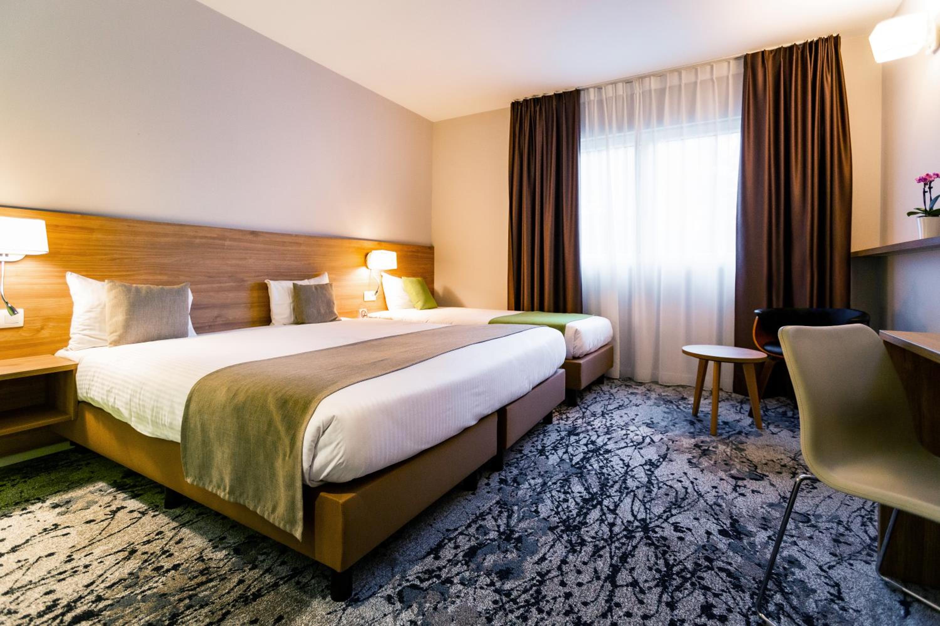 Room, Double Bed, Utopia Hotel 2/8