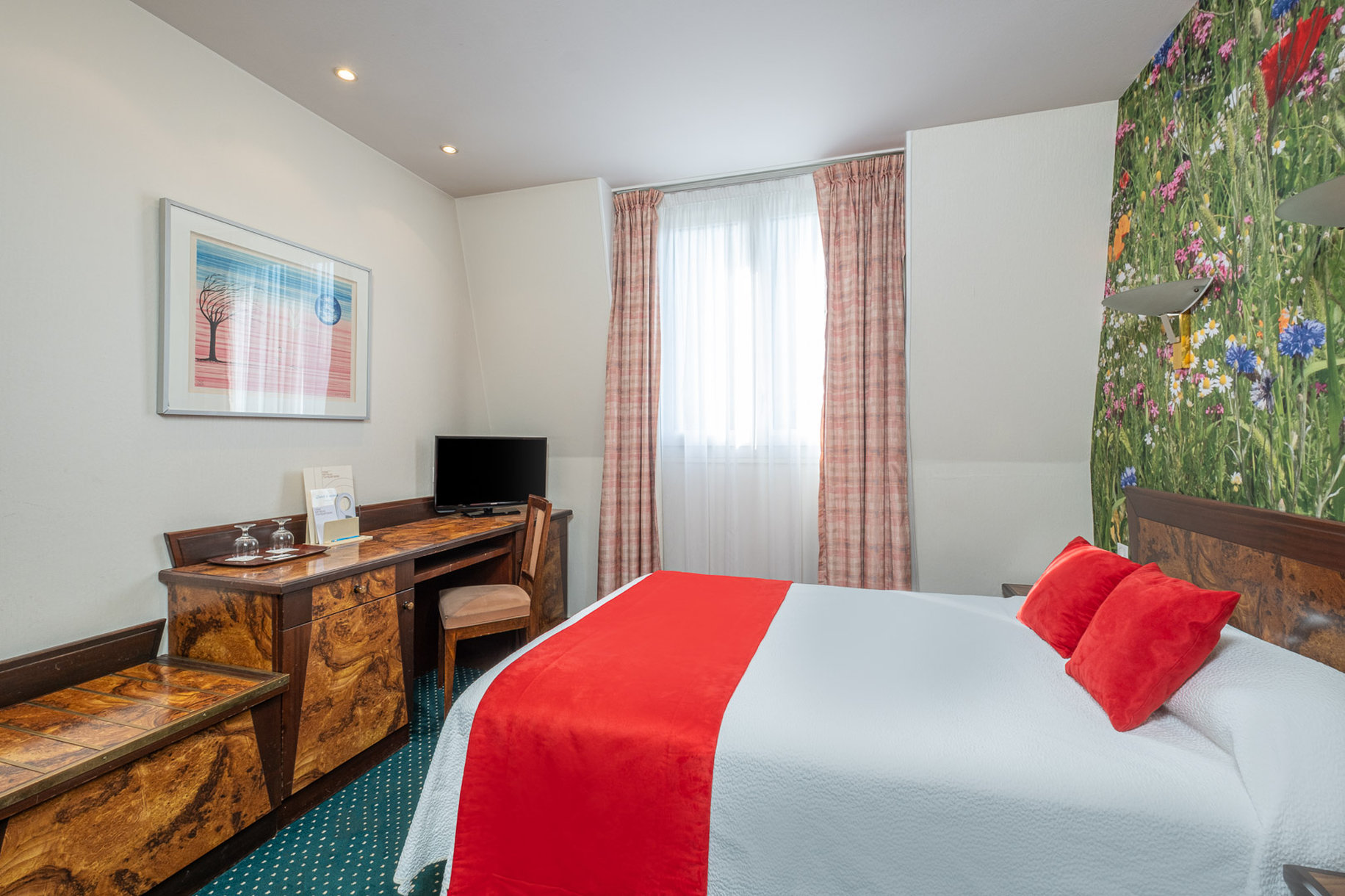 HOTEL TERMINUS MONTPARNASSE 26/63