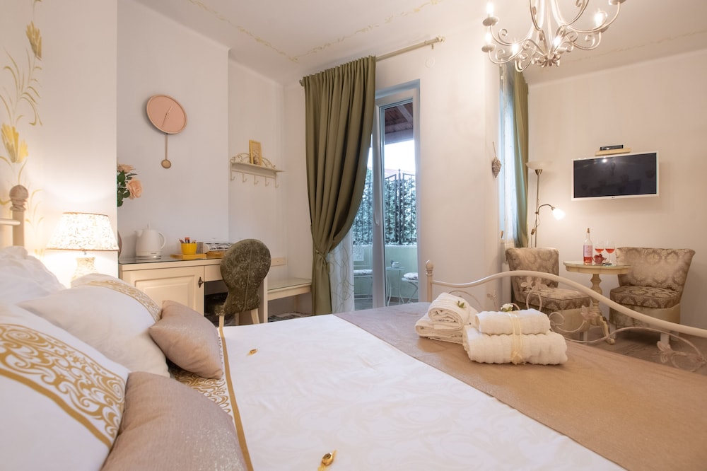 Unique Luxury Rooms 52/66