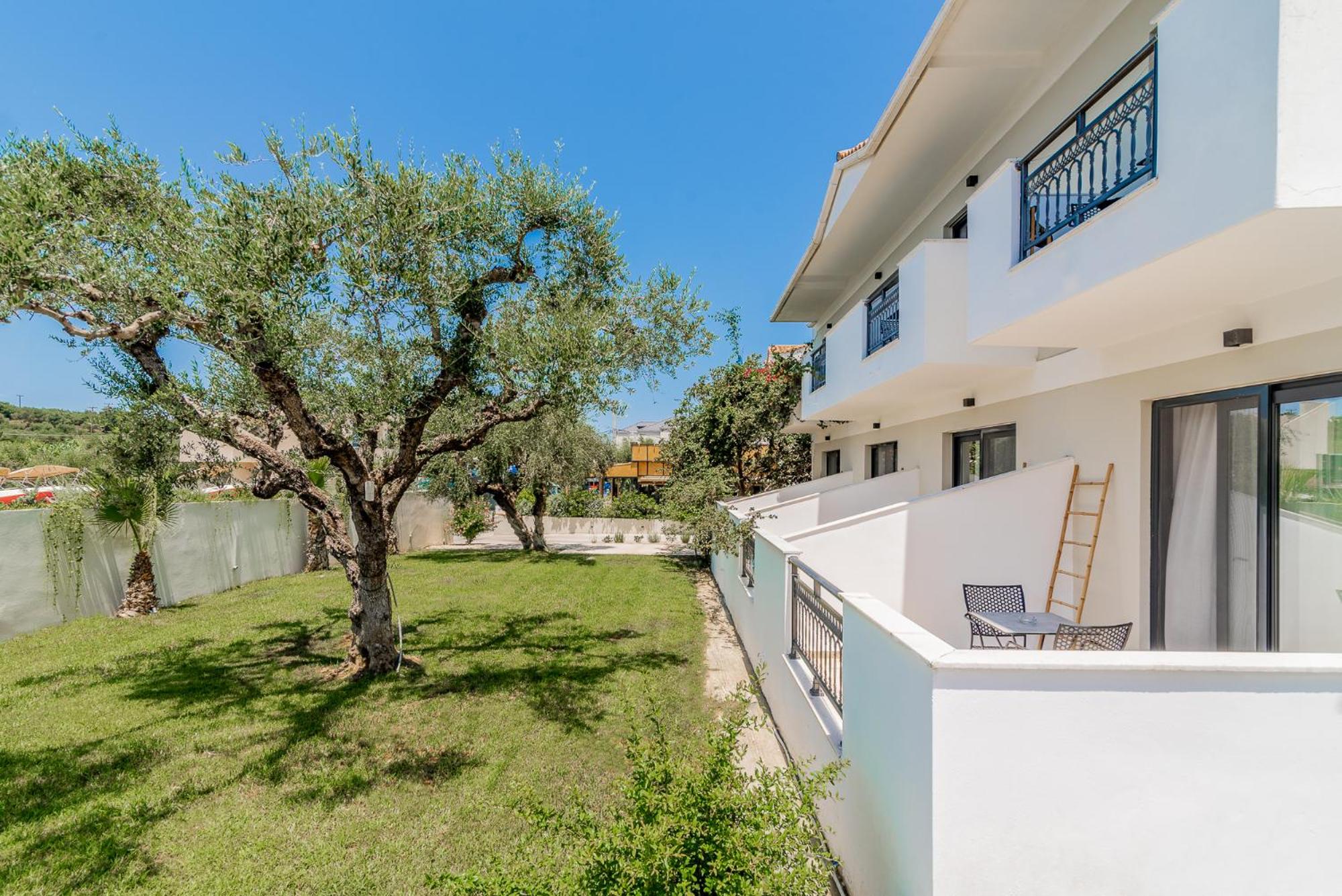 Dannas Boutique Apartments 38/51