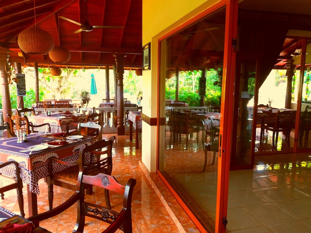 Asian Jewel Boutique Hotel 21/39