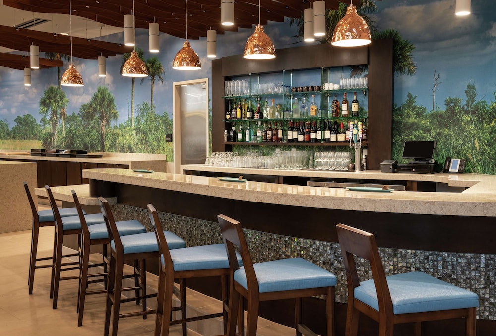 Doubletree By Hilton Miami Doral 38/44