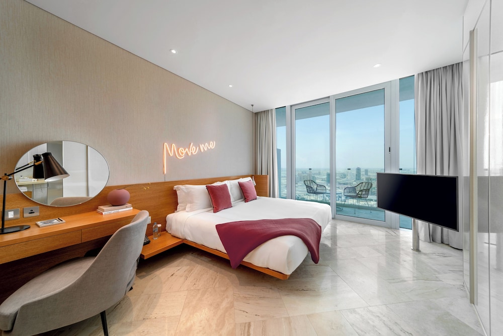2 BEDROOMS, CONNECTING, SUPERIOR