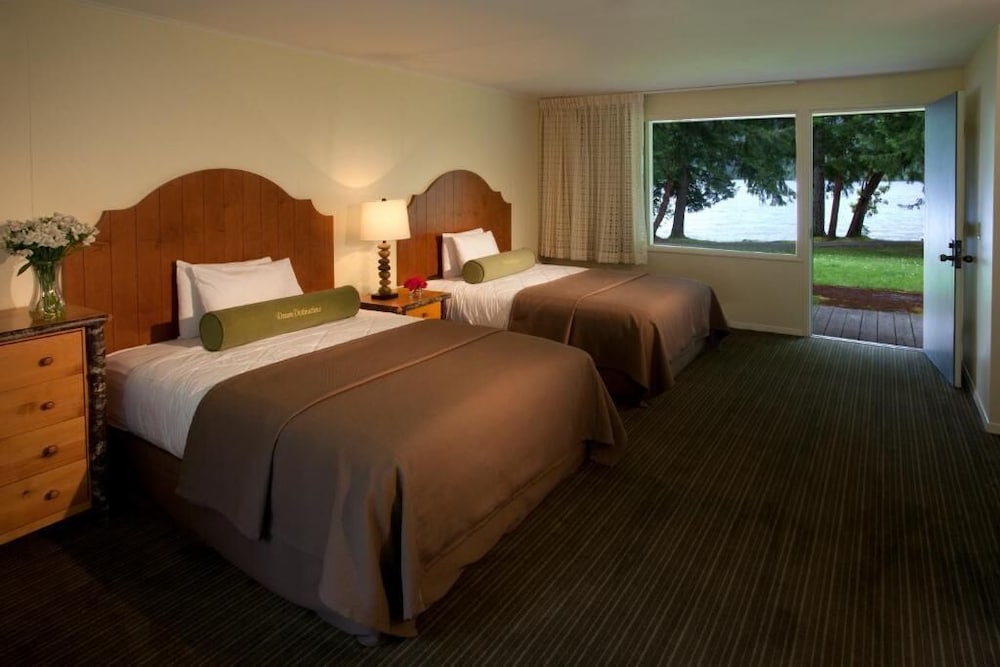 Lake Crescent Lodge 16/50