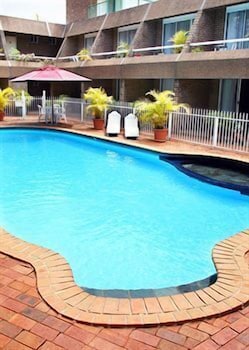 Aquajet Motel 3/35
