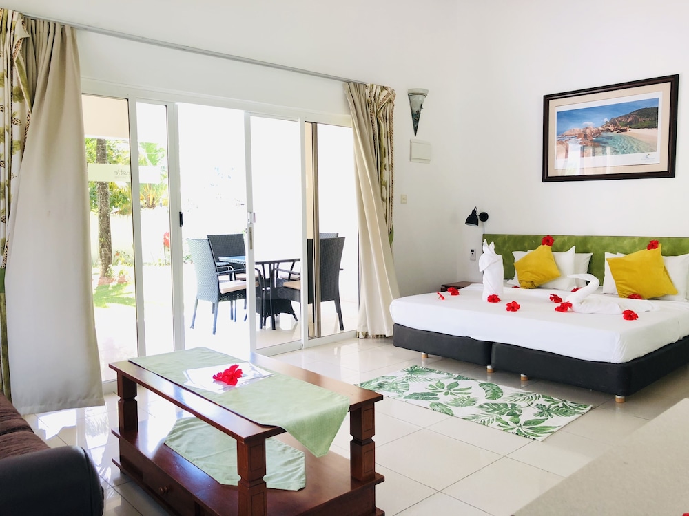 La Modestie Villa 20/50