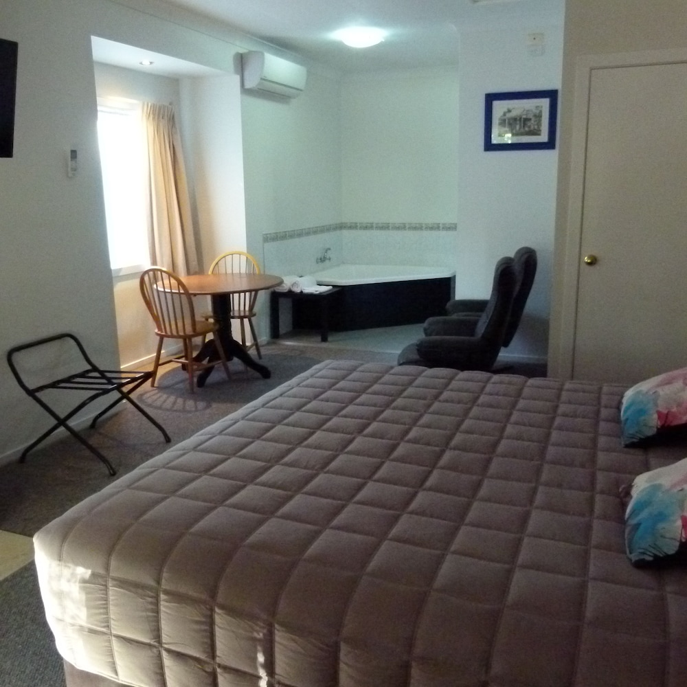 LISMORE WILSON MOTEL 18/61