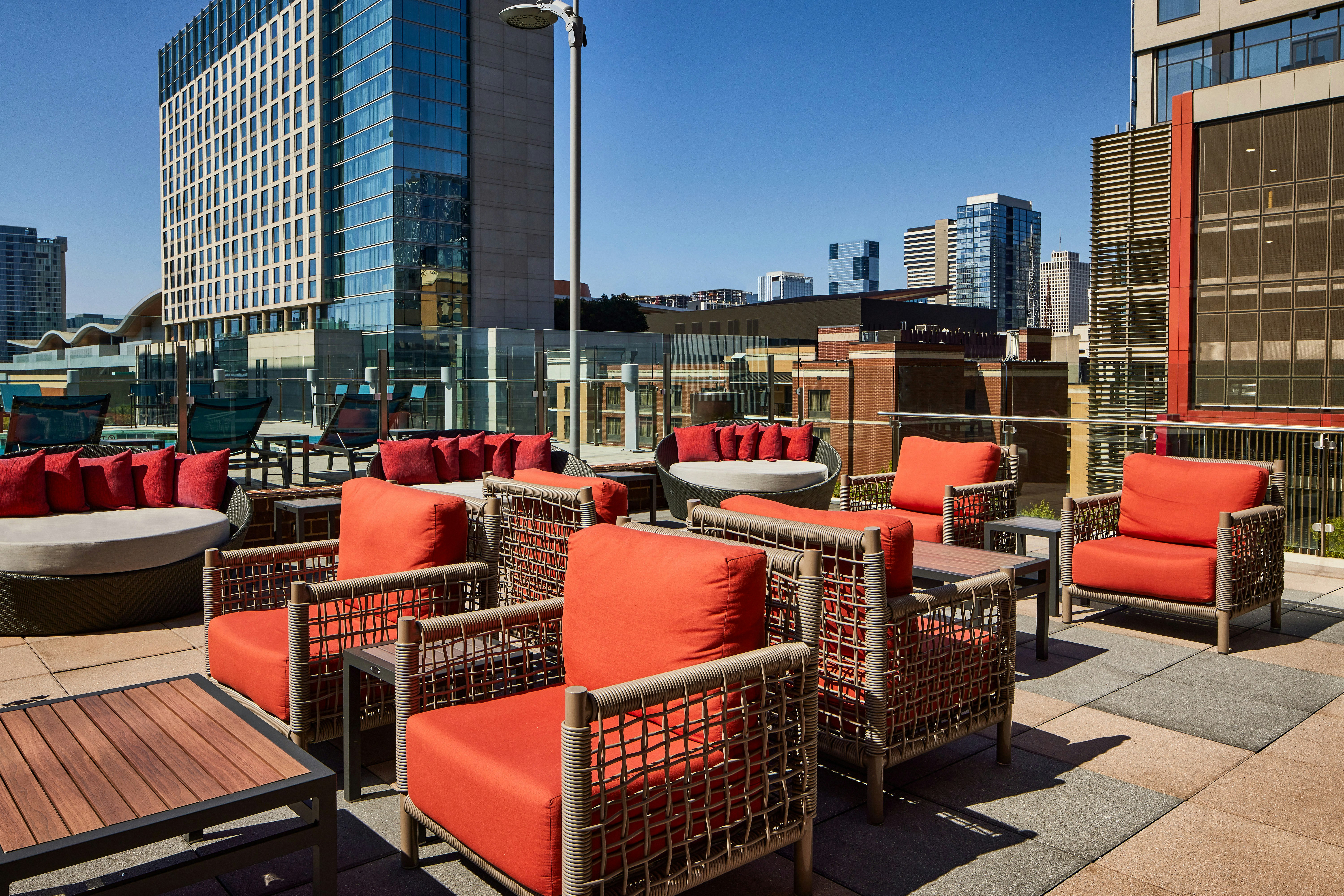 Hilton Garden Inn Nashville Downtown/Convention Center 52/68