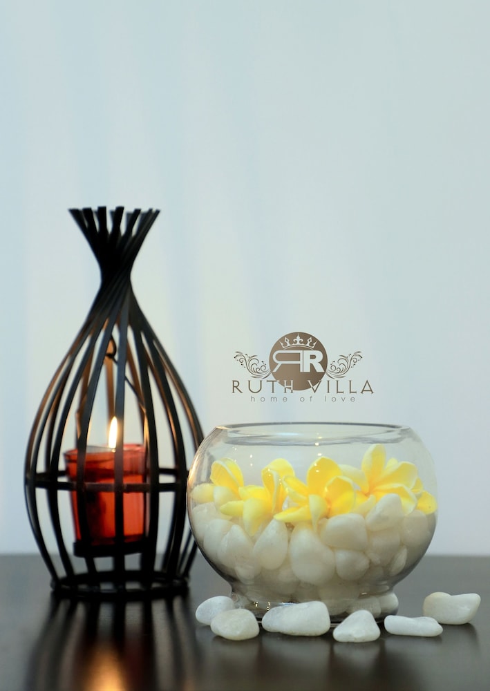 Ruth Villa photo2