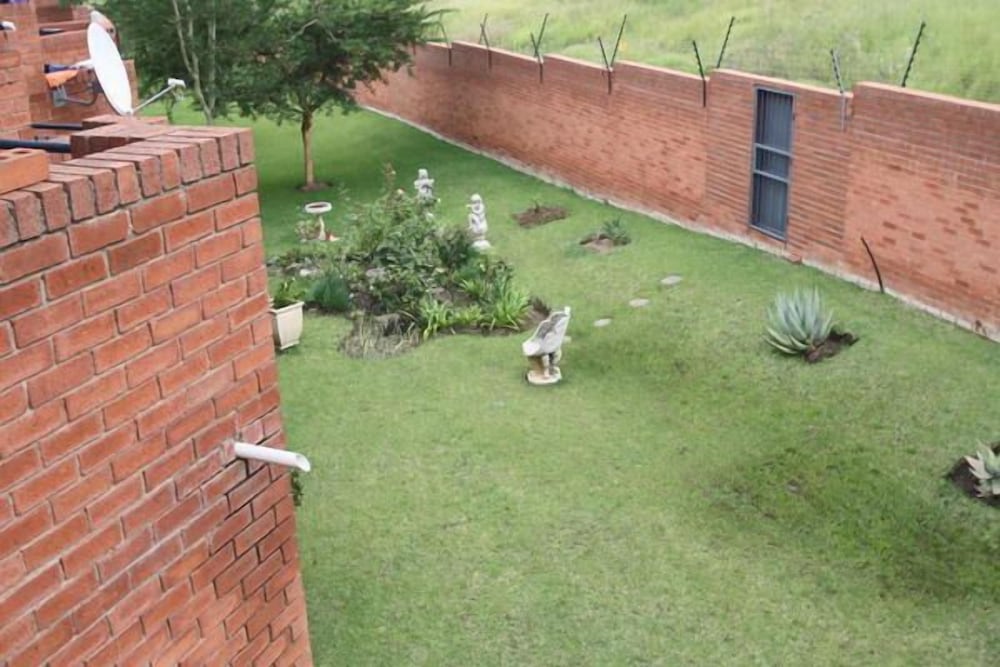 JoziStay Savannah Lodge Apartments - Honeydew 16/25