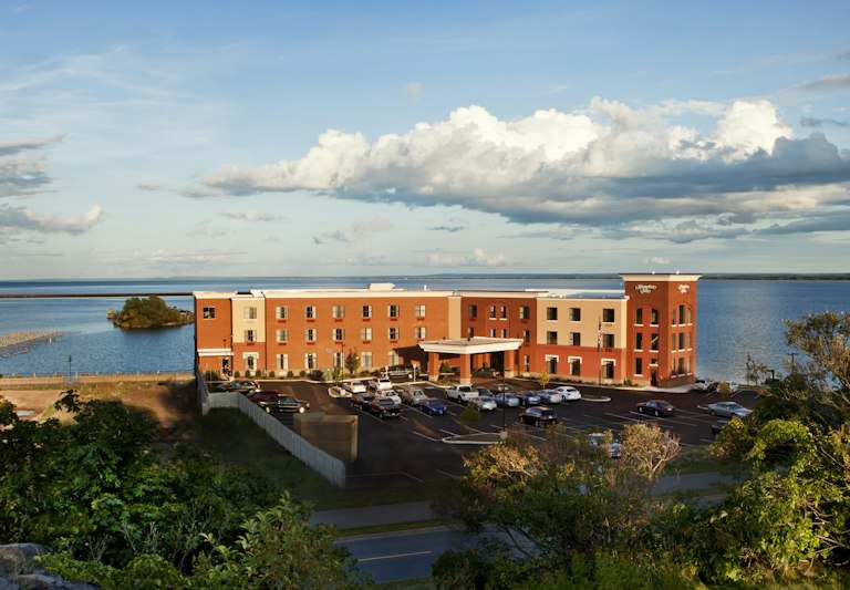 Hampton Inn Marquette/Waterfront 2/46