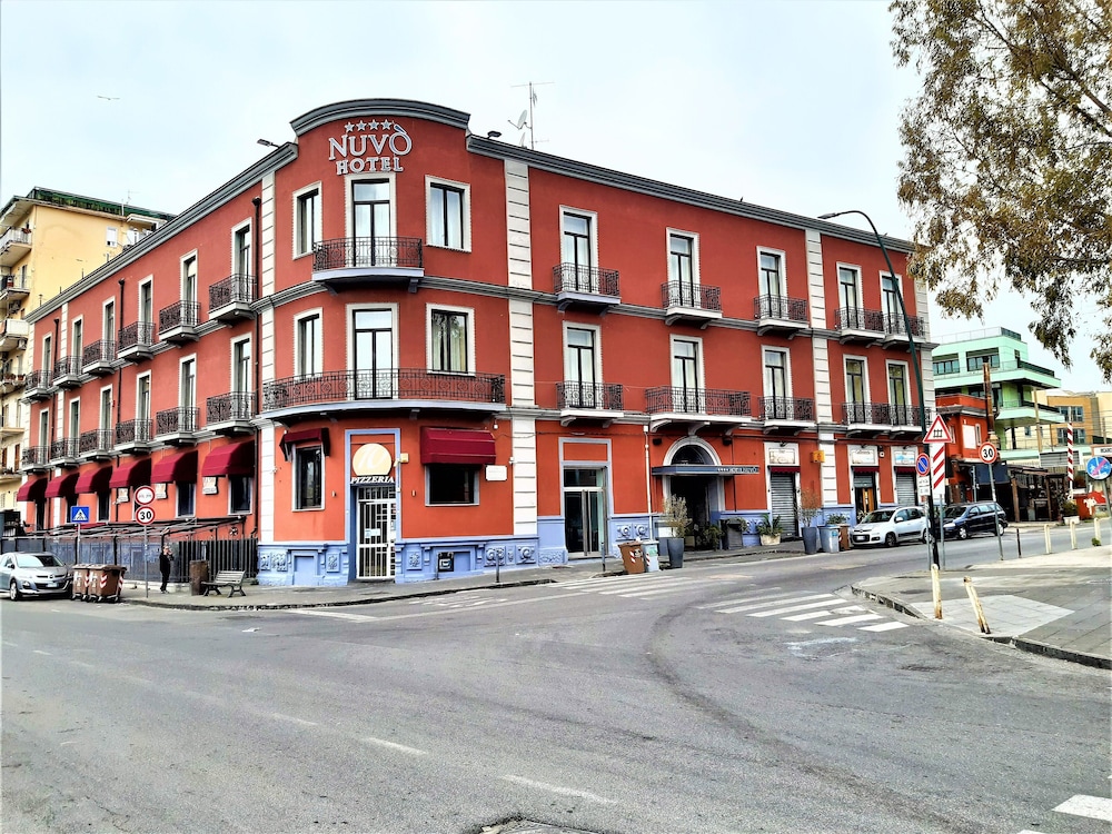 Hotel Nuvo 1/50