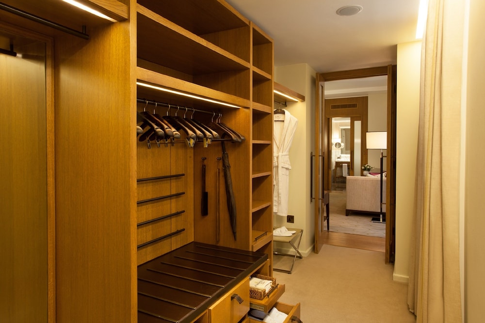 Corinthia Hotel London 58/81