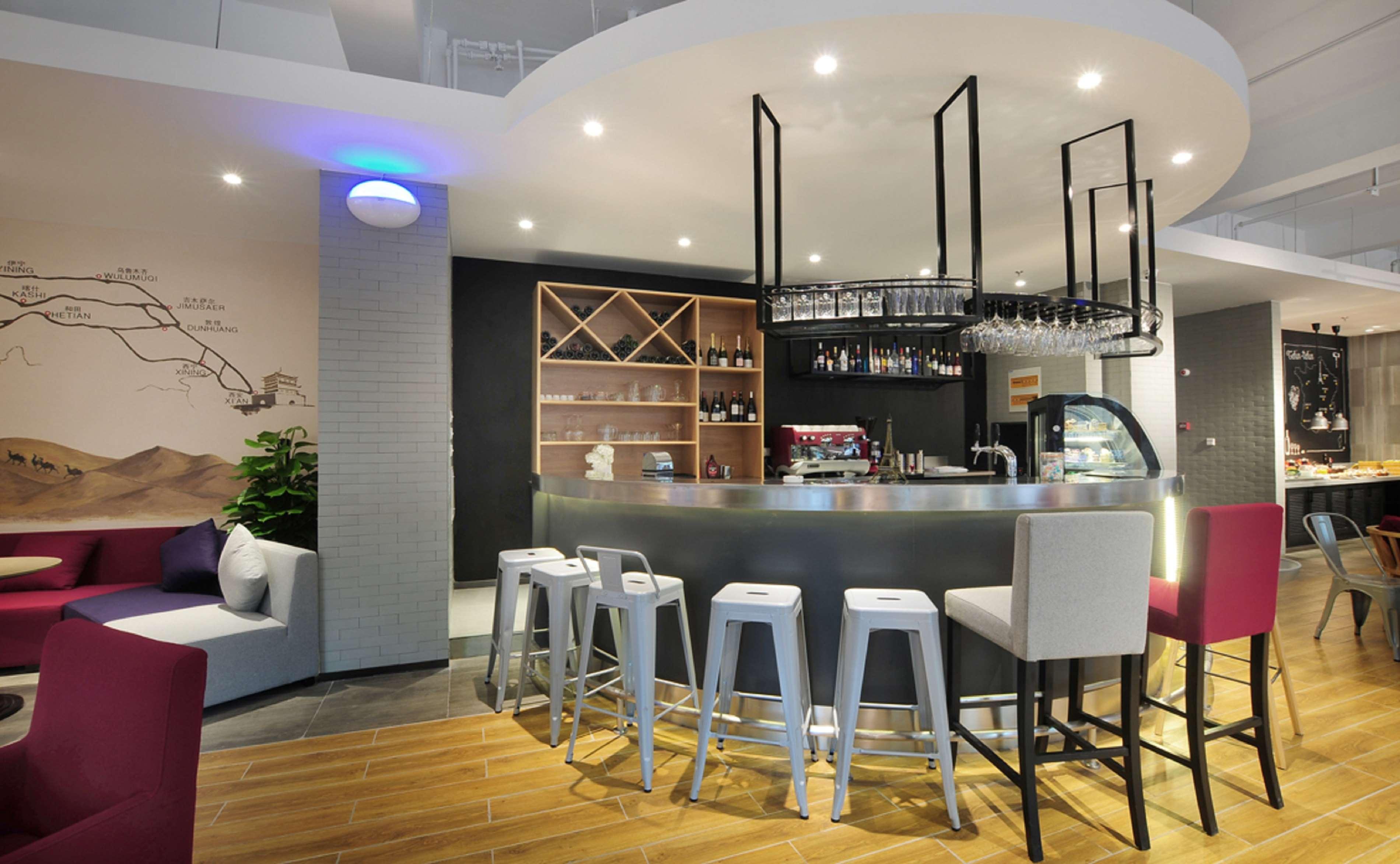 Campanile Hotel (Xi'an Bell & Drum Tower) 46/60