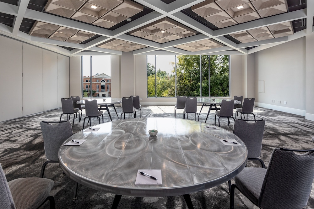 Hyatt Centric Charlotte/Southpark 40/50