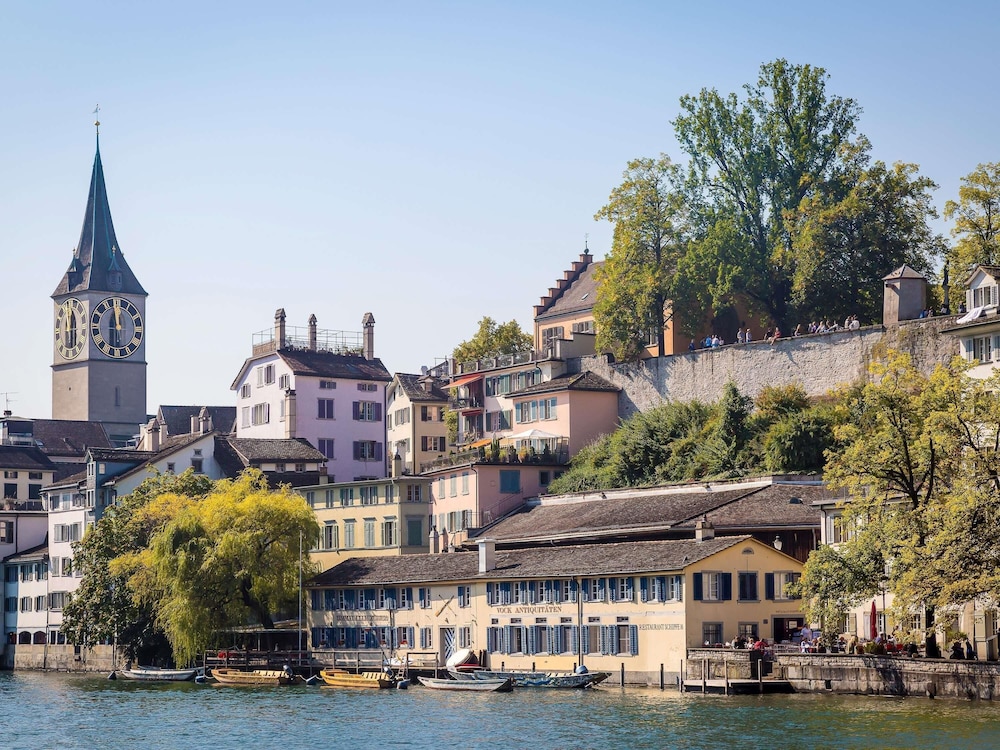 Ibis Budget Zurich Airport 64/69