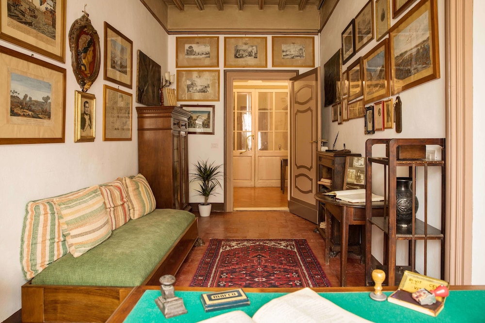 Residenza Fabroni 28/48