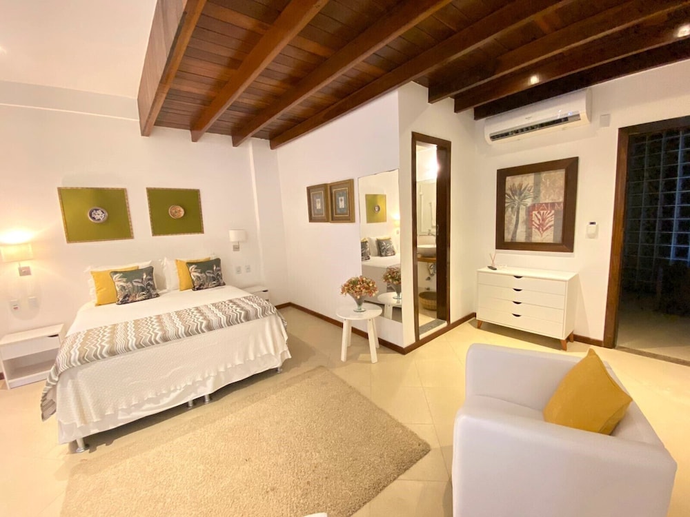 1 BEDROOM, FAMILY, COURTYARD VIEW