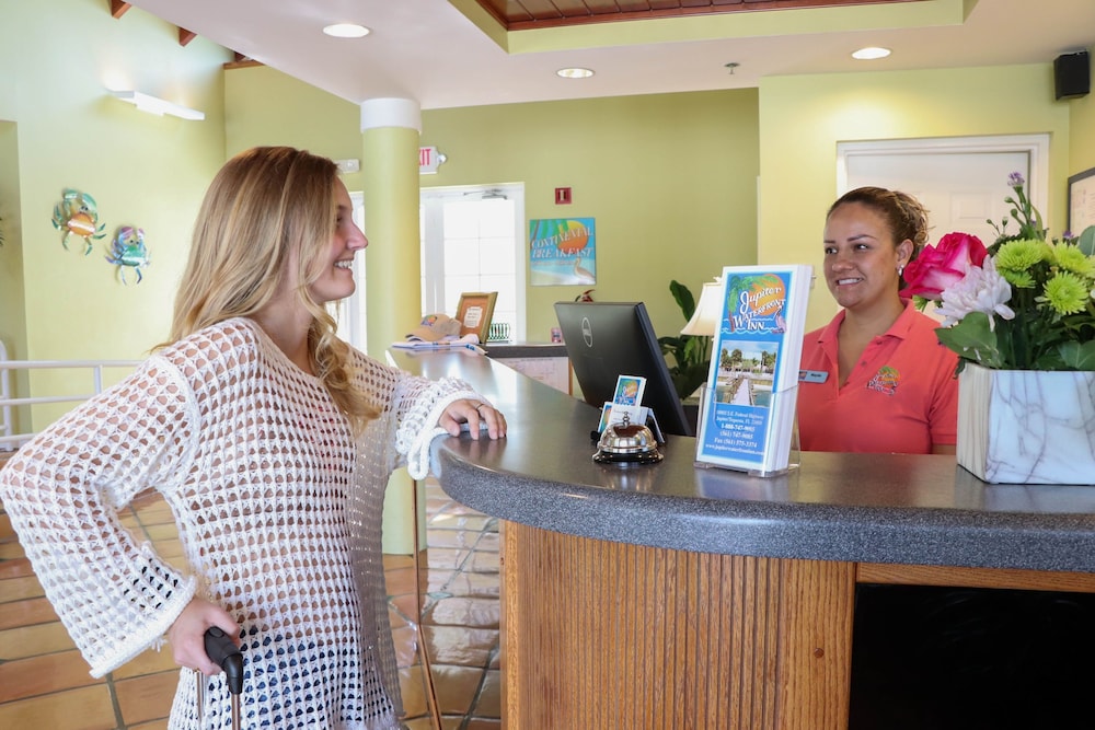 Jupiter Waterfront Inn 10/62