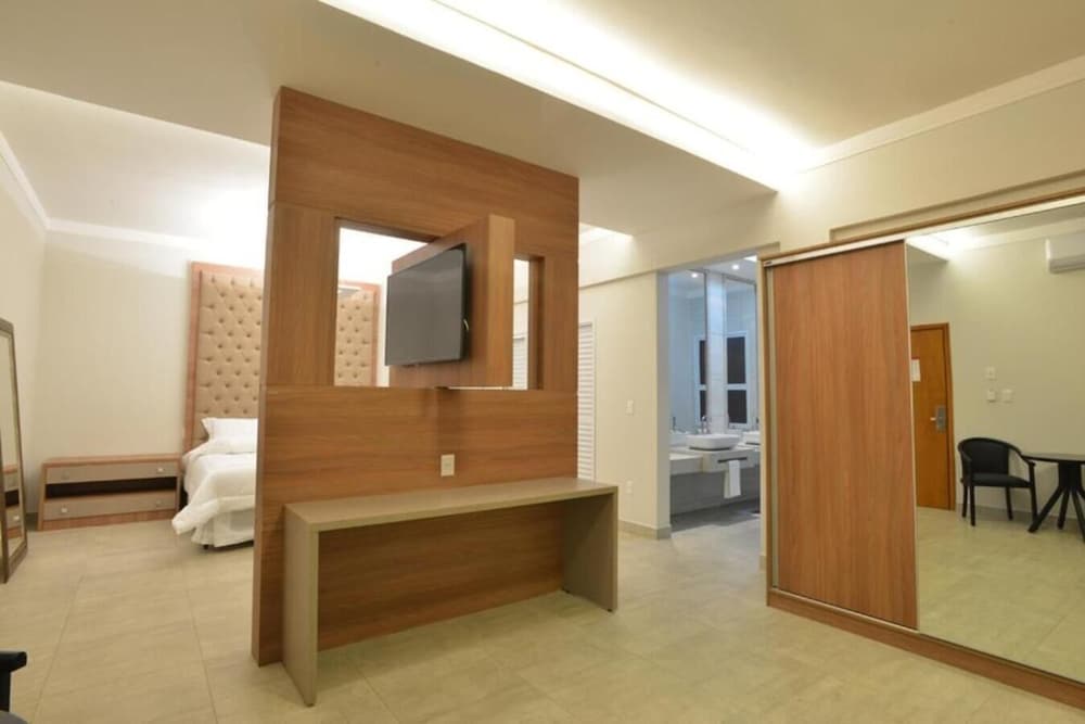 Habitat Prime Hotel 41/42
