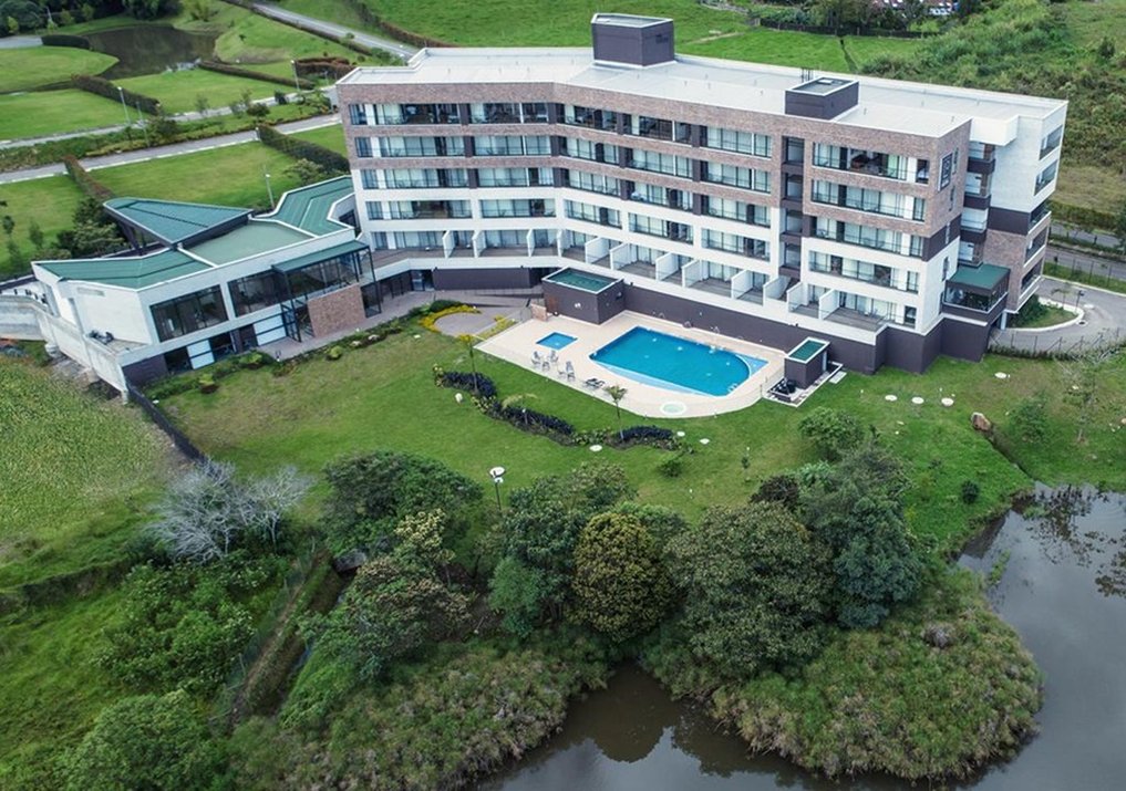 Hotel Lagoon Llanogrande 51/53