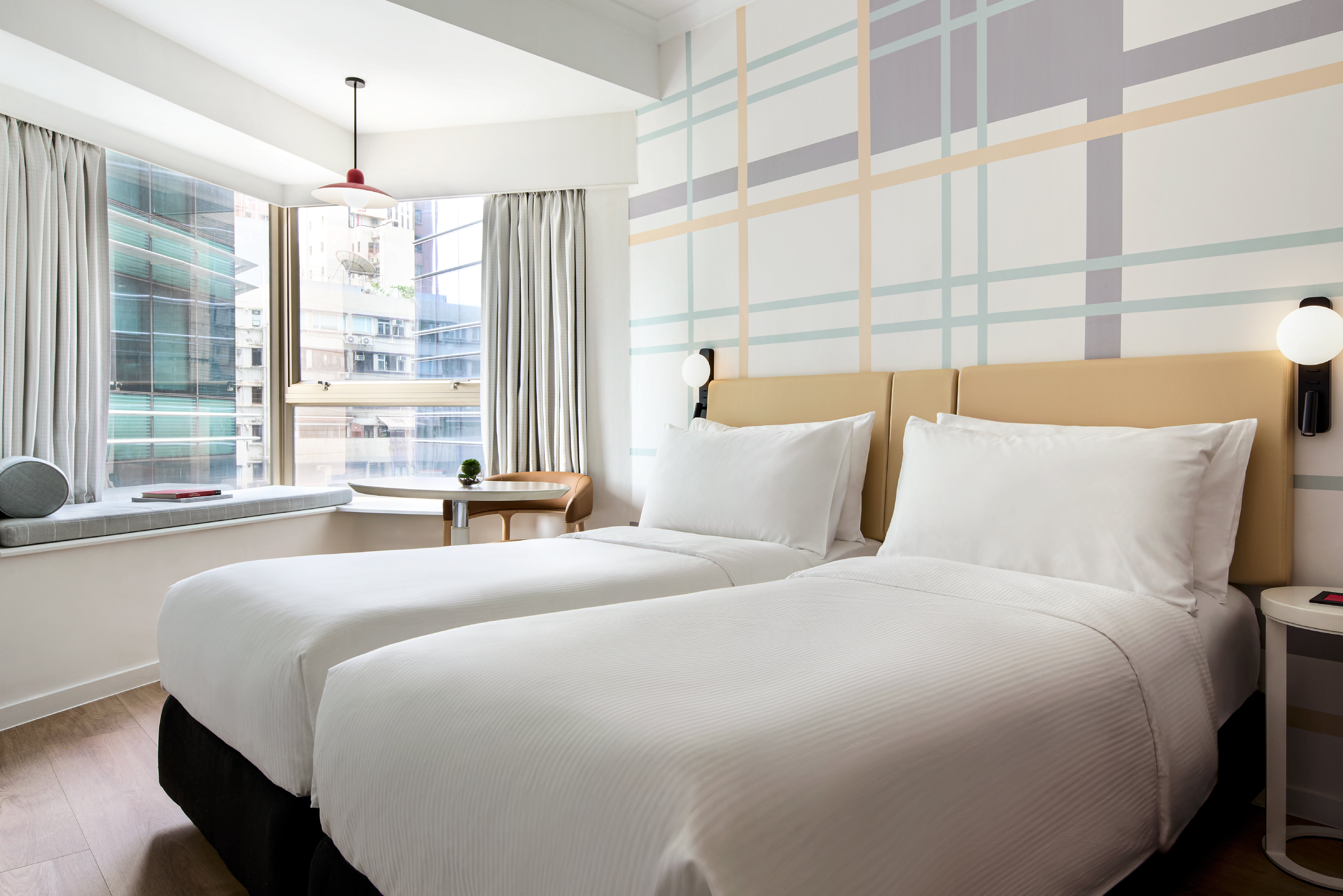 Mini, Deluxe, Twin Beds
