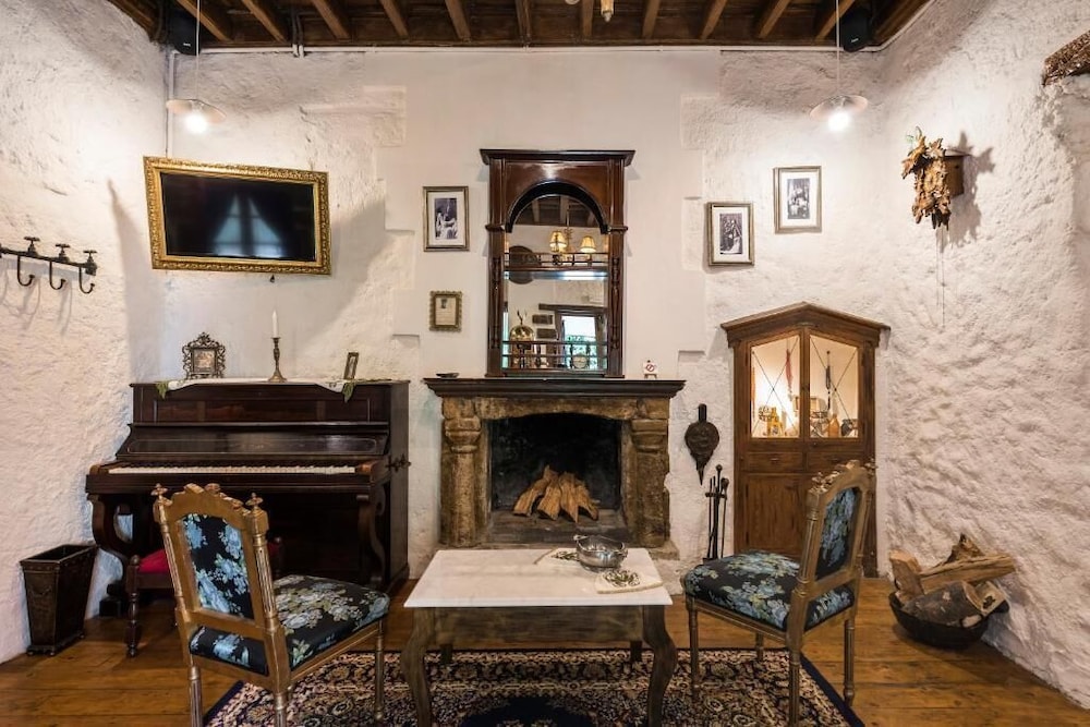 Koukos Rhodian Guesthouse - Adults Only 30/50