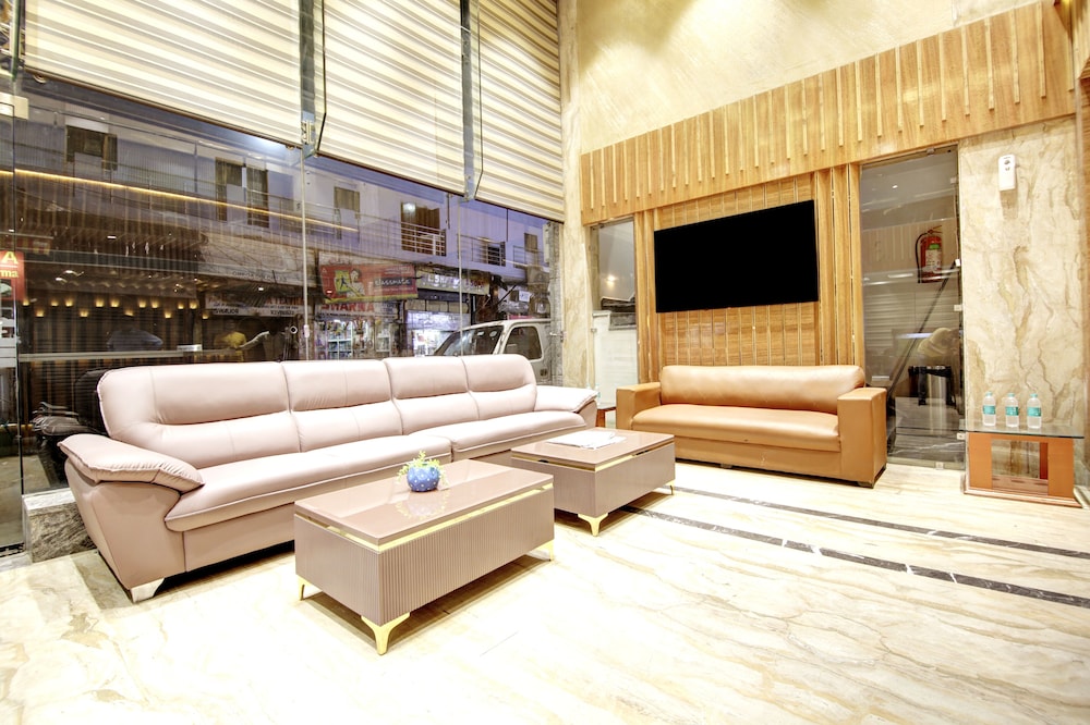 Hotel Krishna Plaza 36/43