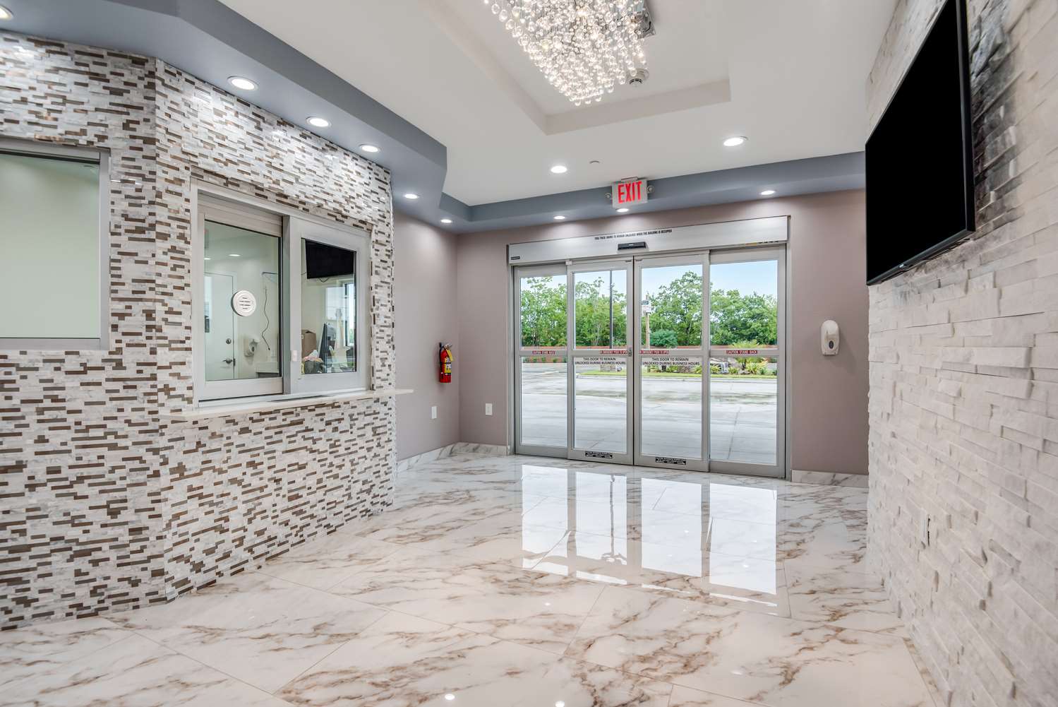 Americas Best Value Inn Suites Houston At Hwy 6 3/8