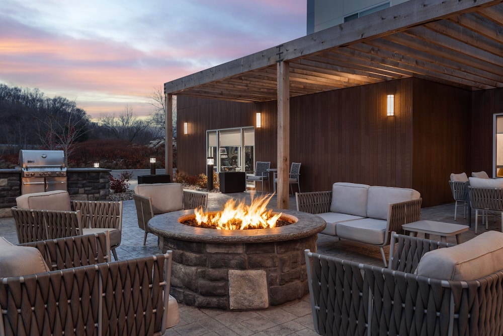 TownePlace Suites by Marriott New Philadelphia 18/33