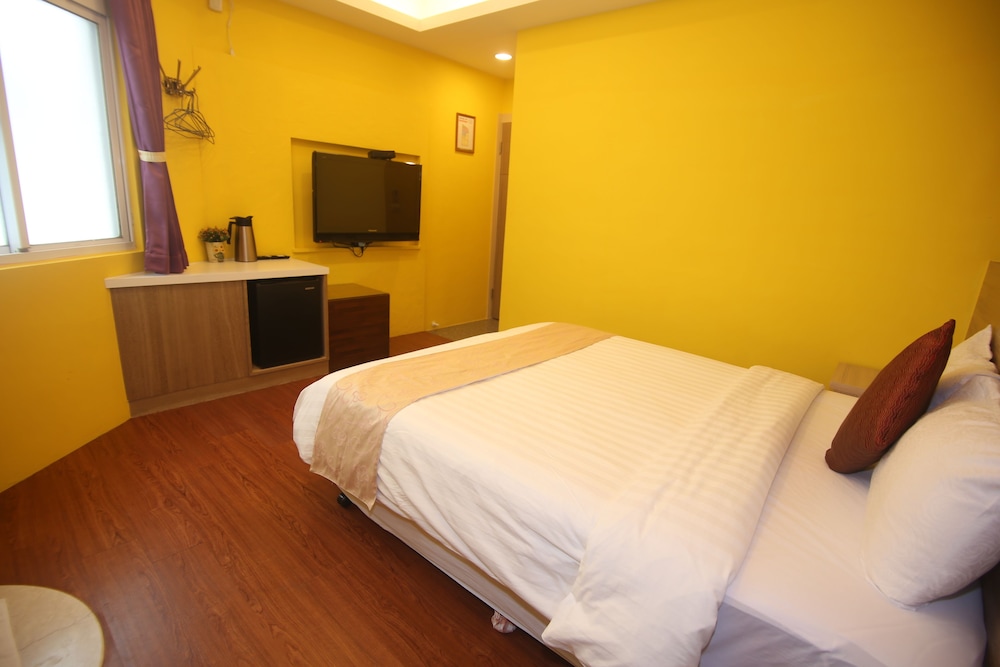 Water Front Hotel 22/53