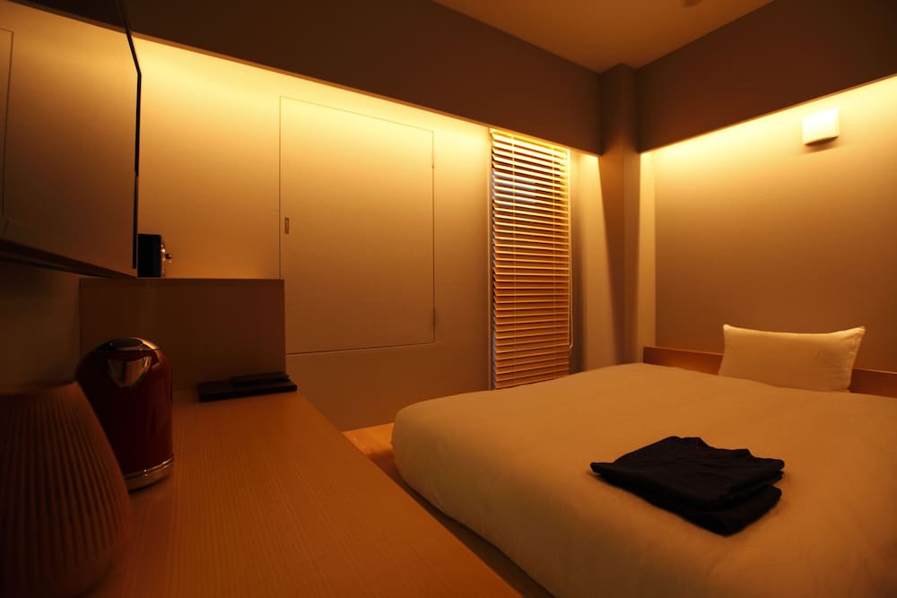 Amanek Ginza East 18/57